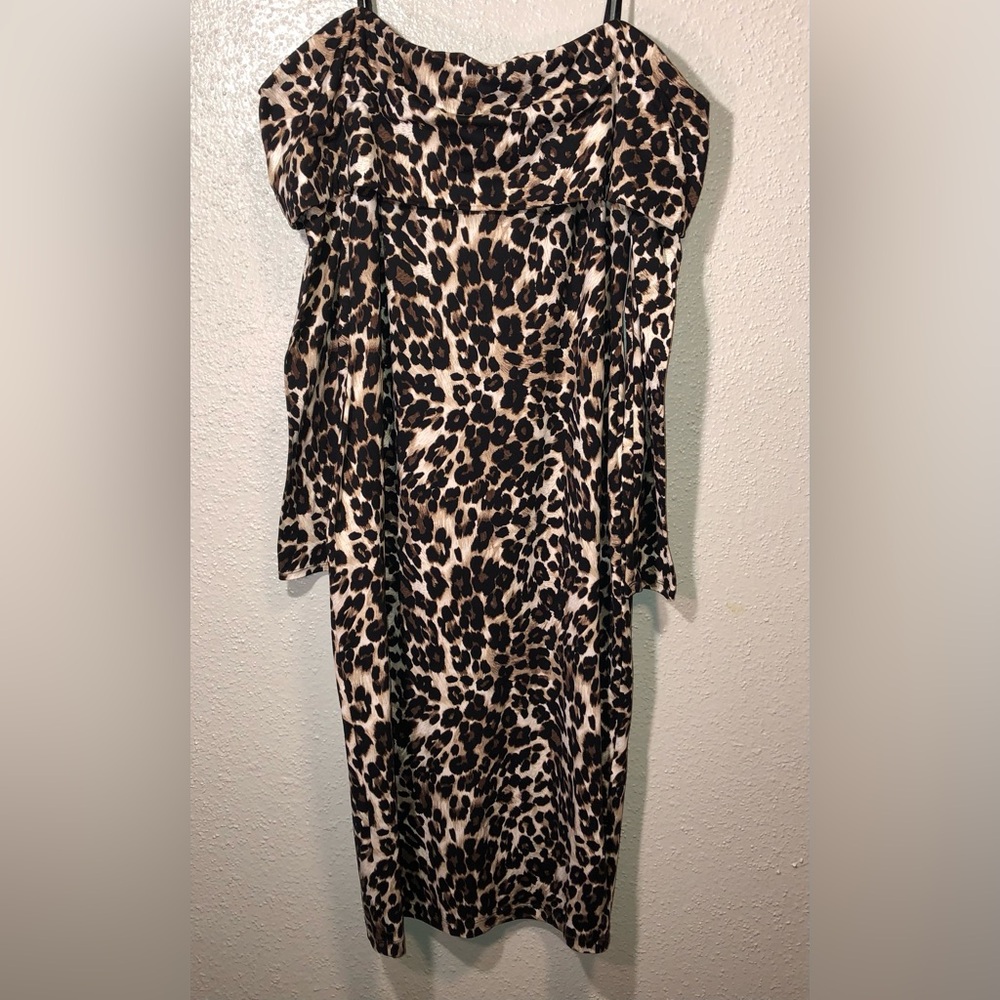 Premier Amour New W.T. Dress Size 12 / 19” X 38”MIDI Calf length Leopard Print
